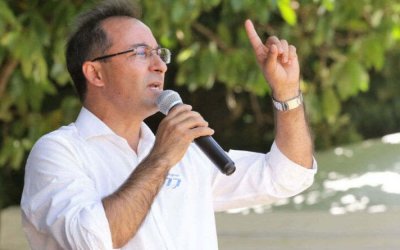 Prefeito de Araguaína contrata quase 300 comissionados em um único dia, apesar de queixas sobre queda de repasses