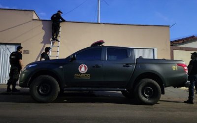 Gaeco cumpre mandados de busca em Araguaína por suspeita de fraude em locação de veículos na Câmara Municipal
