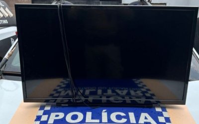 PM prede dois homens suspeitos de furtar uma igreja