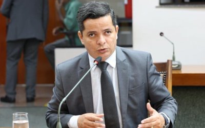 Jorge Frederico propõe campanhas de conscientização nas escolas contra uso de cigarro eletrônico