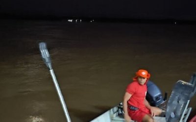 Bombeiros resgatam corpo de jovem que morreu afogado no rio Araguaia