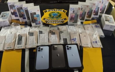 PRF apreende 35 aparelhos celulares em Guaraí