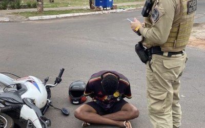 PM prende motociclista embriagado e dono do veículo após manobras perigosas em Araguaína