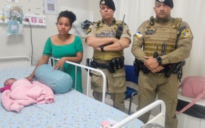 VÍDEO: Policiais militares salvam bebê de 20 dias engasgado em Araguaína
