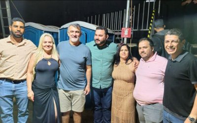 Amélio Cayres garante R$ 100 mil para estrutura da praia de São Salvador do TO e prestigia abertura da temporada