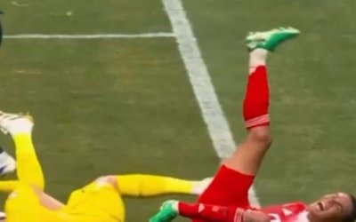 Imagem impressionante: jogador quebra o tornozelo em jogo da copa do mundo de clubes
