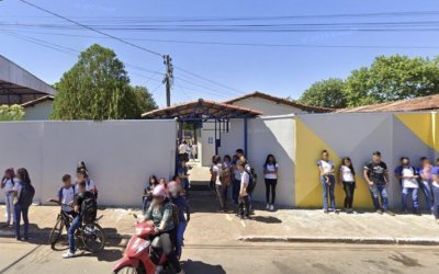 Ministério Público apura superlotação de salas e falta de climatização no Colégio Estadual Professora Silvandira, em Araguaína