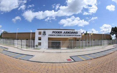 Homem é condenado a 39 anos de prisão por matar a ex, o namorado dela e pôr fogo em suas casas