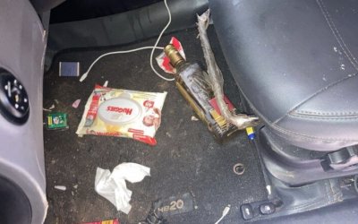 Mulher é indiciada por sete tentativas de homicídio após jogar carro contra distribuidora em Palmas