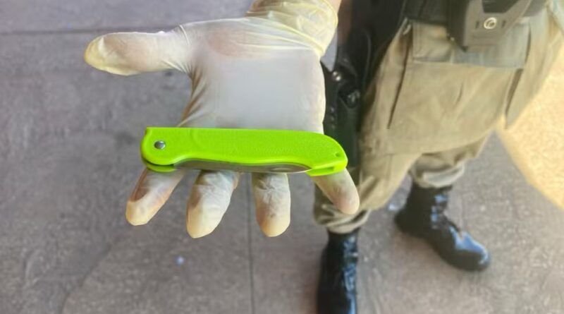 Tentativa de estupro termina com jovem ferida a golpes de canivete e agressor espancado por moradores em Palmas