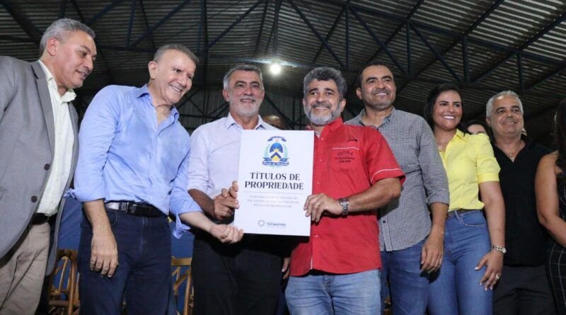 Presidente Amélio frisa parcerias e compromisso com a cidadania na entrega de 750 tÃtulos de moradia em Palmas