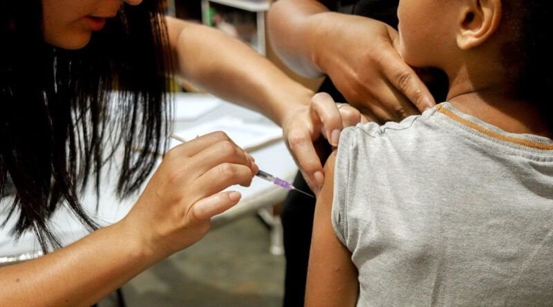 Estratégia de Vacinação nas Escolas segue até 30 de maio