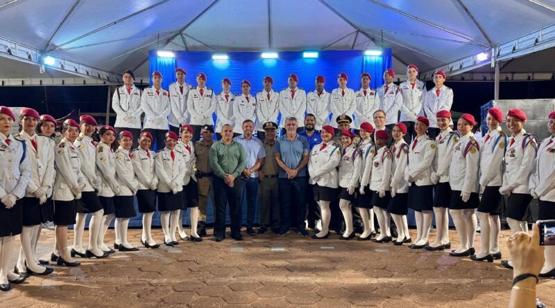 Amélio Cayres participa da Solenidade de incorporação de alunos no Colégio Militar em Augustinópolis