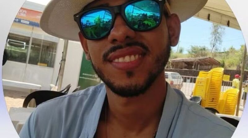 Motociclista que morreu em acidente na BR-153 era barman; velório será em Colinas