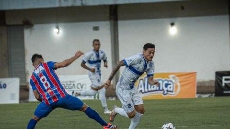 Primeira final pega fogo: empate e expulsões em Araguaína x União