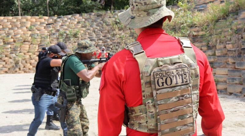 Grupo de Operações Táticas Especiais da Polícia Civil capacita instrutores da Guarda Metropolitana de Palmas