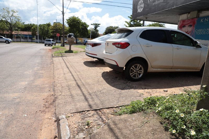 Estacionamento exclusivo para clientes em vias públicas é ilegal? Detran explica