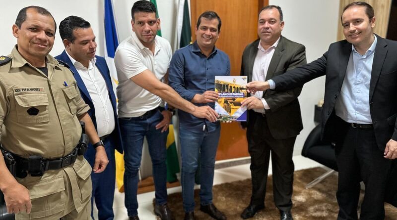 SSP/TO e Conesp entregam Plano Estadual de Segurança Pública para ATM e TCE