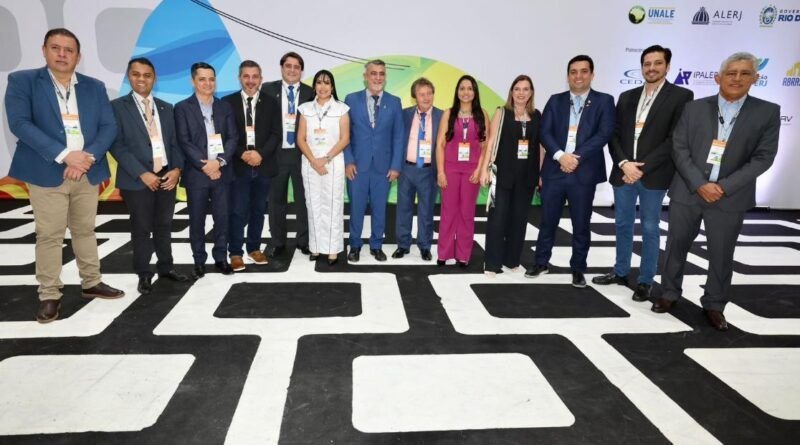 Delegação de parlamentares tocantinenses participa da 27ª Conferência da Unale, no RJ