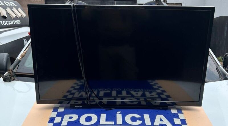 PM prede dois homens suspeitos de furtar uma igreja