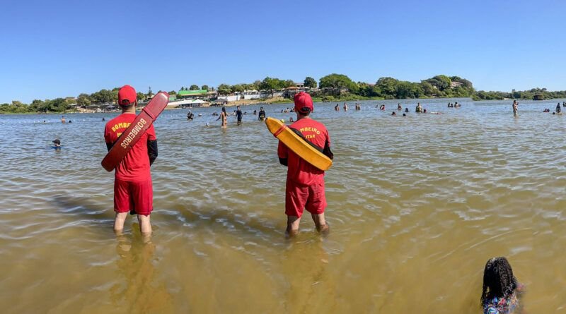 Corpo de Bombeiros Militar anuncia continuidade da Operação Praias Mais Seguras