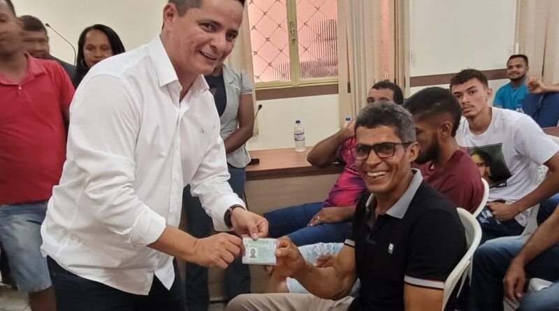 Criador do TO Habilitado, Jorge Frederico faz compromisso de implantar programa para entrega de CNH gratuita em Araguaína