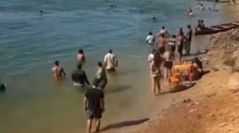 Garoto de 13 anos morre após mergulhar e se afogar em praia no rio Tocantins