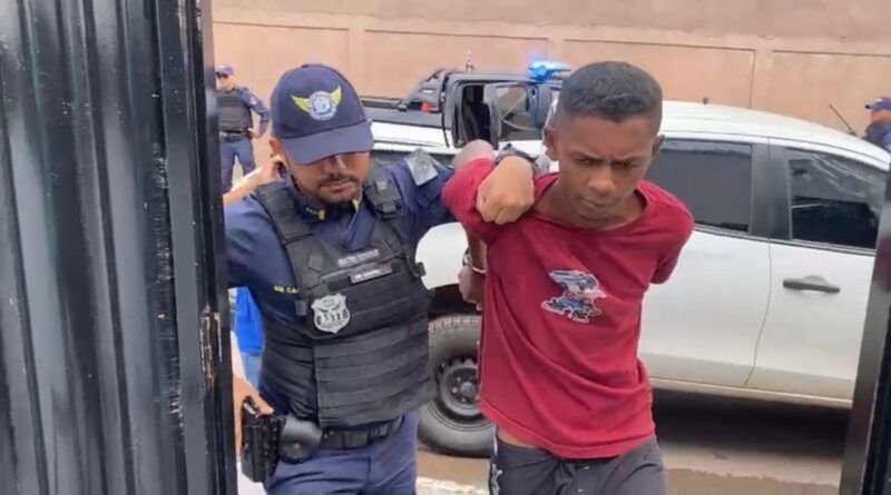 Homem é detido em UBS de AraguaÃna após ameaçar servidores; guarda encontra mandado de prisão em aberto