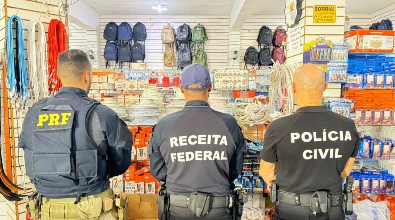 Operação da Receita Federal fecha shopping de importados e apreende R$ 3 milhões em mercadorias