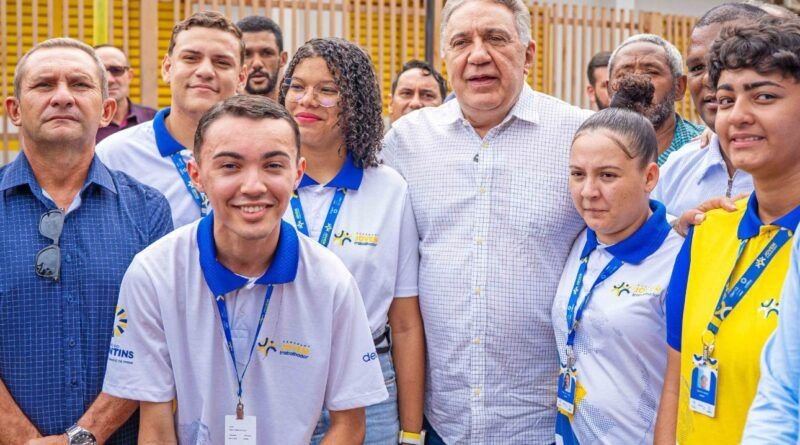 Programa de Laurez cria 3,5 mil vagas, dobra valor da bolsa e inaugura nova fase da qualificação juvenil no Tocantins