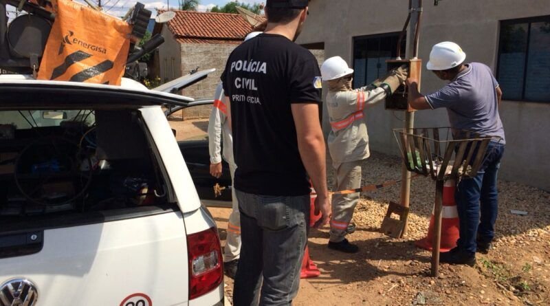 Energia furtada no Tocantins, nos primeiros quatro meses deste ano, seria suficiente para abastecer 13 mil famÃlias por um ano