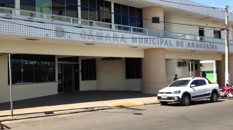 Justiça declara inconstitucional Lei de AraguaÃna que proibia cobrança de água e esgoto das igrejas