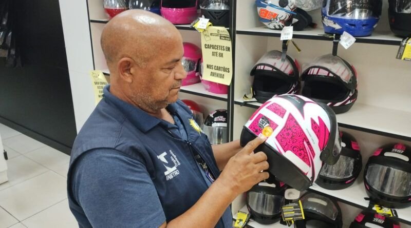 Maio Amarelo: Agência de Metrologia reforça que o capacete é um dispositivo de segurança no trânsito e que tem que ter o Selo Inmetro