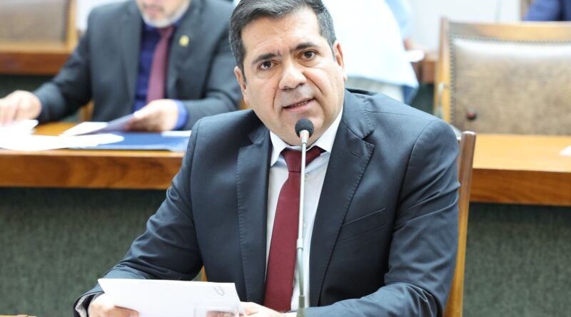 Marcus Marcelo quer informativo sobre rede de atendimento a mulheres em situação de violência