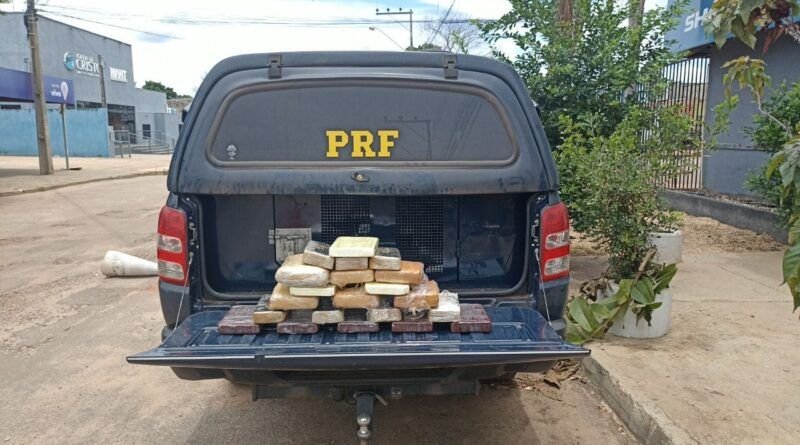 PRF prende homem com  cerca de 21 kg de de cocaína, maconha e crack