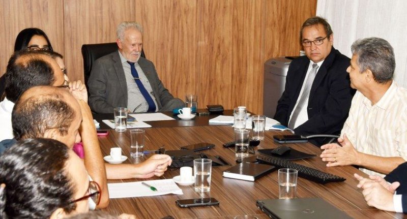 A oito meses das eleições, presidente do TRE-TO reúne equipe para alinhar Planejamento Estratégico 2024