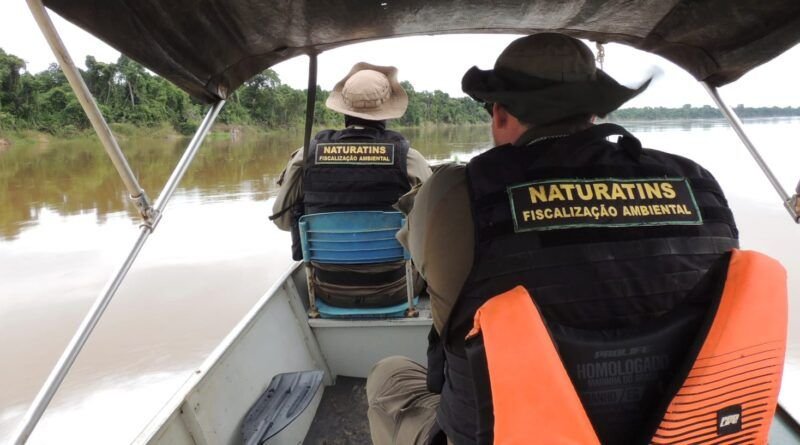 Naturatins apreende 400 metros de redes e 20 quilos de pescado