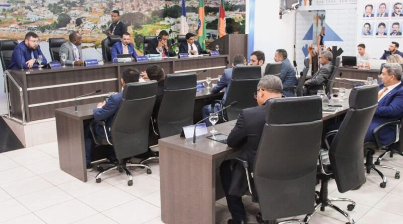 Vereadores de Araguaína aprovam abertura de CPI para investigar contrato da BRK Ambiental