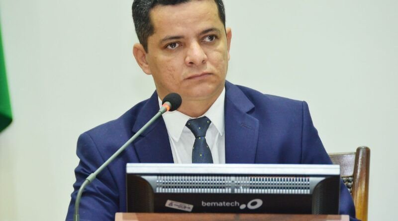 Jorge Frederico apresenta projeto para que Estado pague auxílio aluguel para mulheres vítimas de violência doméstica
