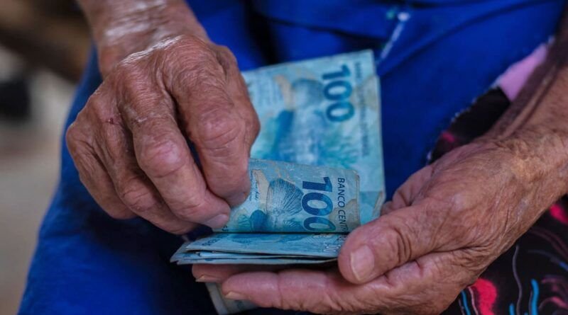 Mais de 3 mil beneficiários do Igeprev podem ter os benefícios suspensos