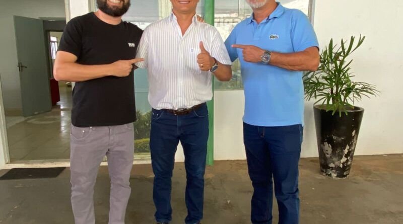 Pré-campanha acelerada! Jorge Frederico recebe apoio do suplente de vereador Lucas da Saúde