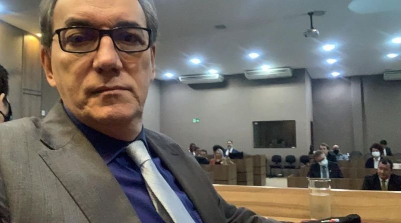 Advogado Paulo Roberto protocola pedido de impeachment contra governador afastado Wanderlei Barbosa na Aleto