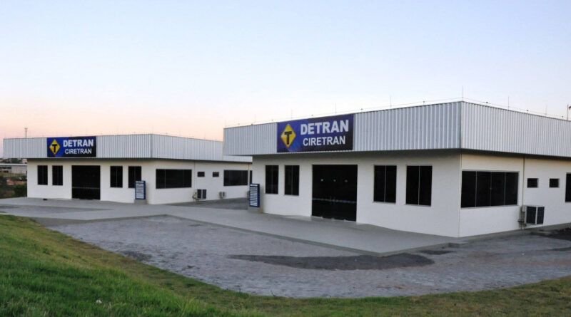 PolÃcia Civil prende vistoriador que prestava serviços ao Detran