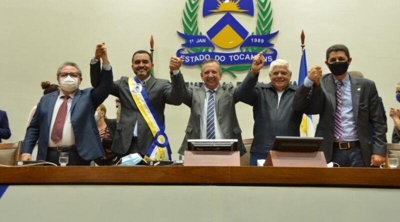 Aleto empossa Wanderlei Barbosa como governador do Estado