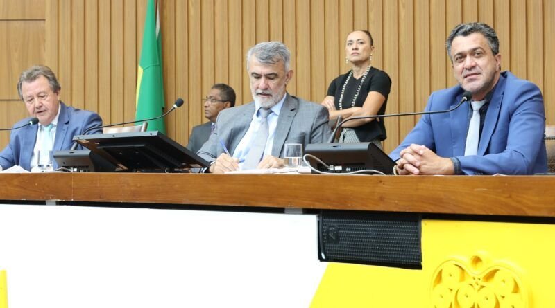 Assembleia Legislativa mantém gastos com pessoal abaixo de limites da  LRF