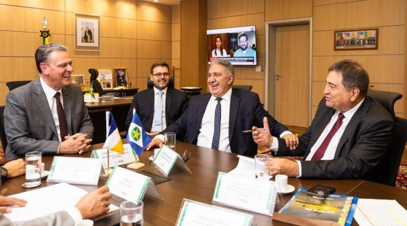 Laurez busca apoio em Brasília para recuperar estradas rurais e garantir água no interior do Tocantins