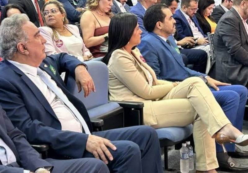 Diário Oficial publica exoneração de 51 secretários e chefes de autarquias no Tocantins