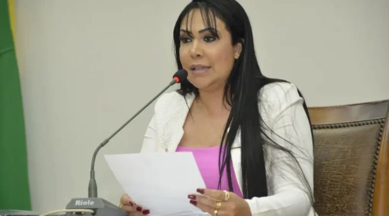 Após possÃvel ida para a oposição, comportamento de Janad Valcari na Assembleia gera expectativa