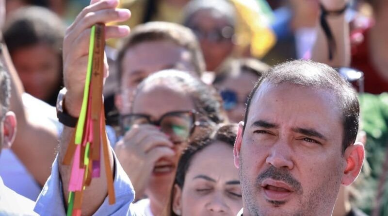 A Geometria do Poder e a Largada de Vicentinho Jr. no Tocantins