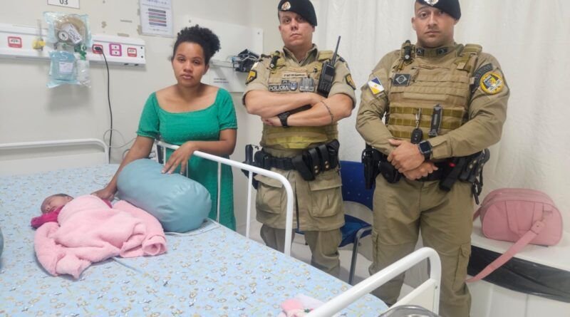 VÍDEO: Policiais militares salvam bebê de 20 dias engasgado em Araguaína